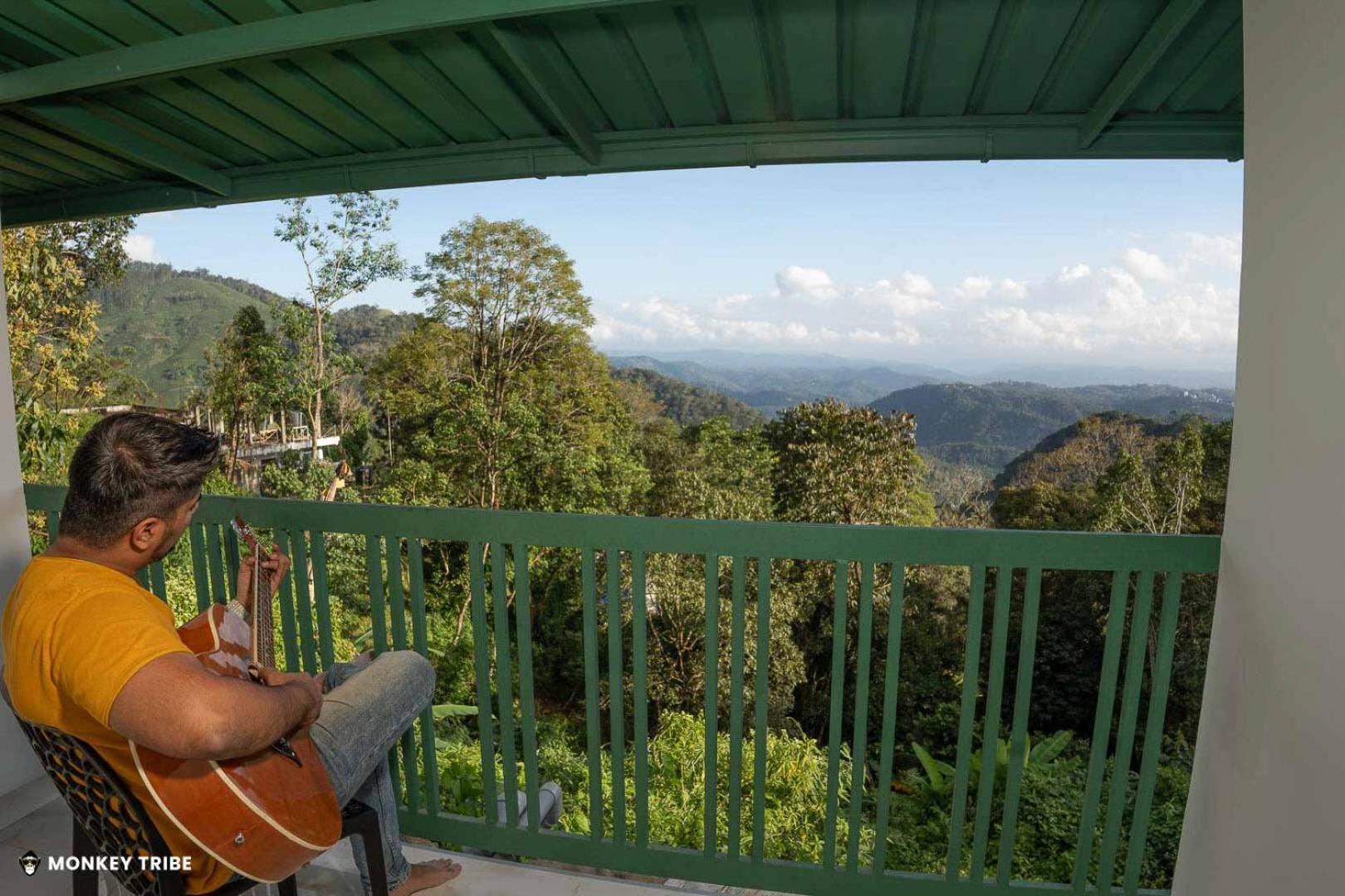 A Pousada Monkey Tribe Munnar Exterior foto